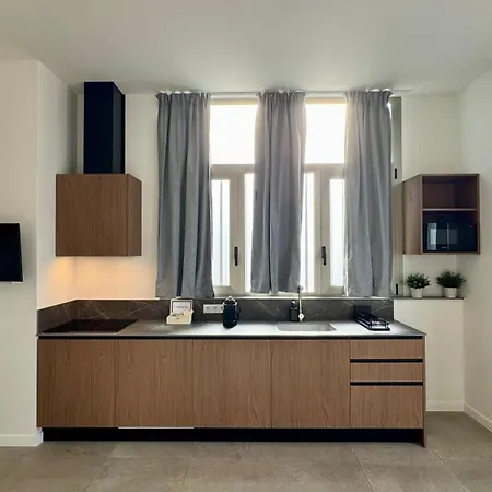 Boutique - Plaza Tower *